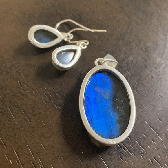 Labradorite Pendant Pierced Earrings set - Picture 2 of 4